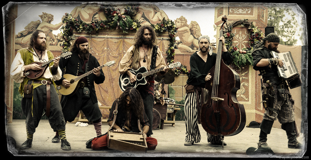 The Dread Band of Oddwood (photo by Aydin Palabihikoglu)