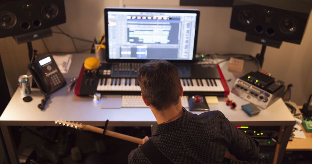 The 8 Best Audio Production Blogs for Aspiring Producers