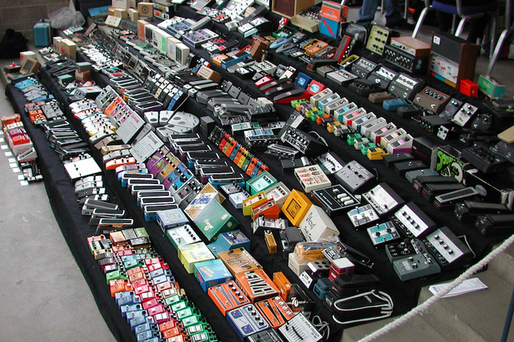 Finding Your Ideal Guitar Tone: Guitar Pedals