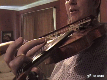 Artificial harmonics performed on violin