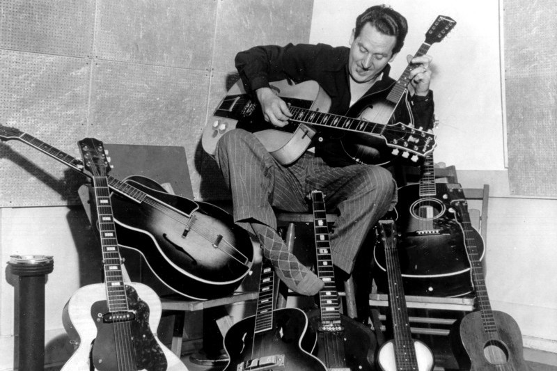 Les Paul, Pirate of the Airwaves?