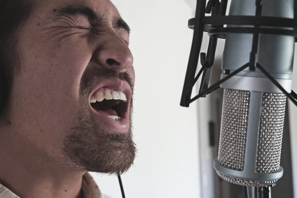 It Only Takes 5 Minutes to Master These 3 Simple Vocal Warm-Ups