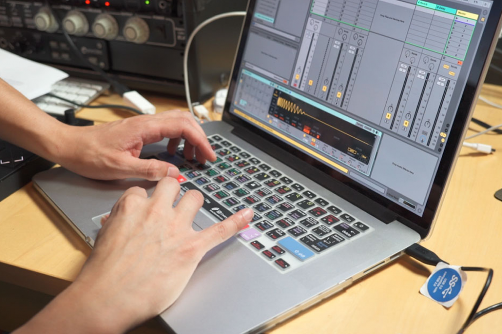 These 10 Super Helpful Key Commands in Ableton Live Will Change Your Life