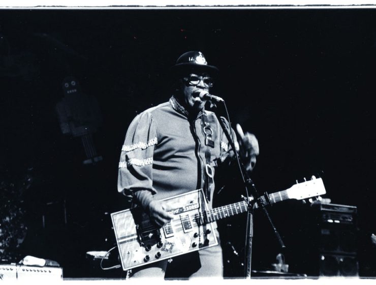 Bo Diddley live performance