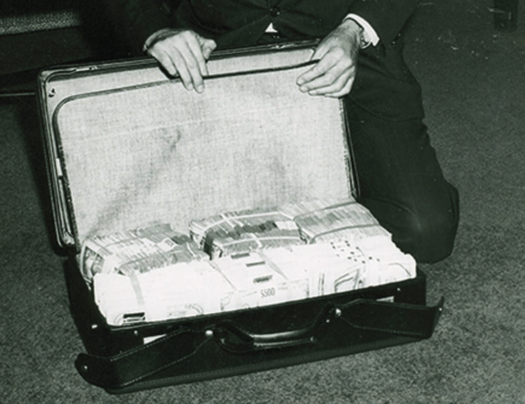 Agents-used-this-suitcase-for-the-ransom-cash-provided-by-the-Sinatra-family.-FBI-Archives