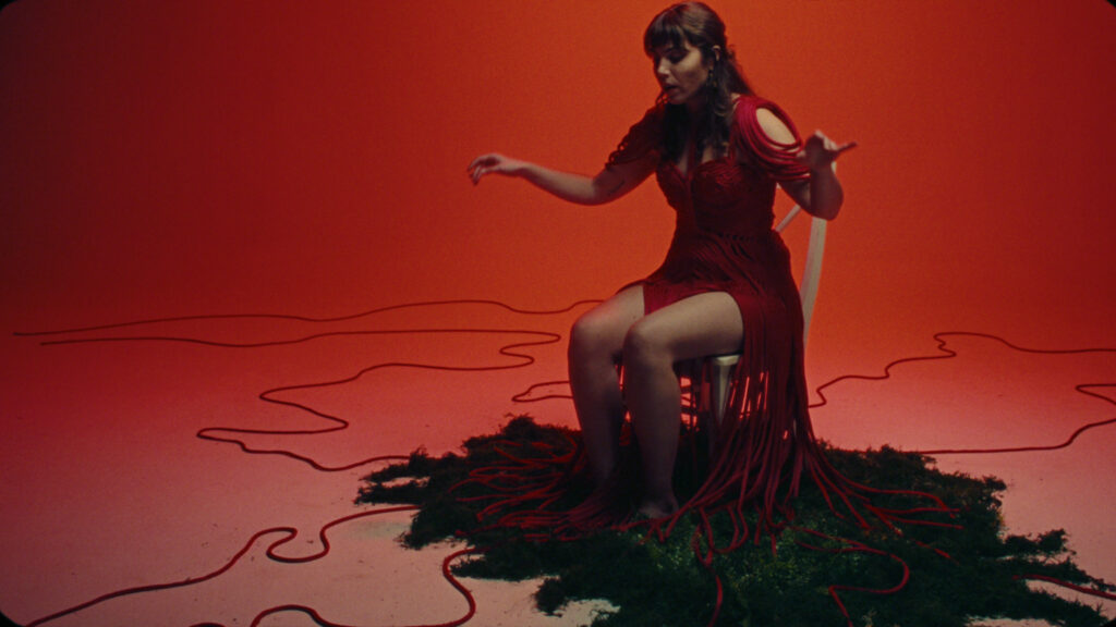 Isla Vidal still from her music video